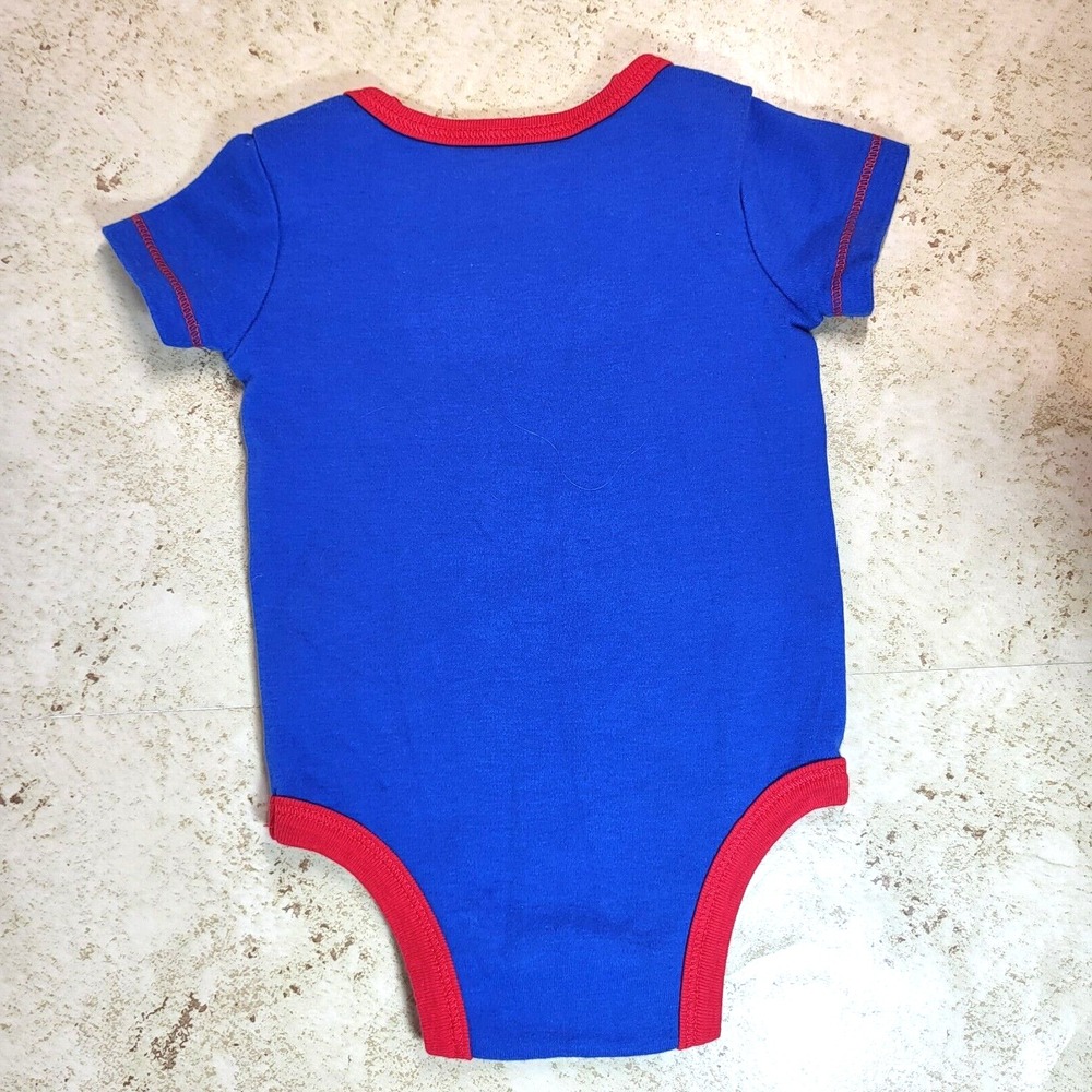 DC Heroes Bodysuits Superman Batman Muscles‎ Halloween Snap Crotch 0-3 months - Picture 4 of 8